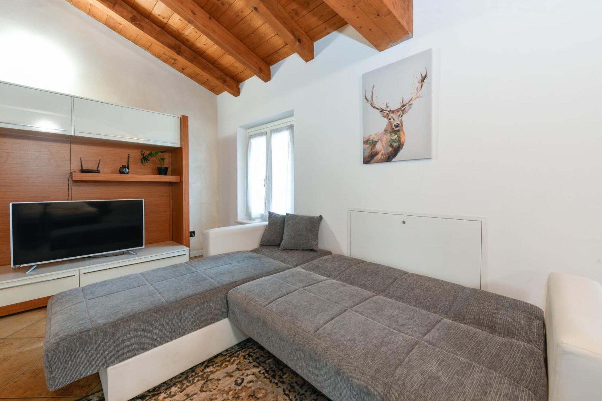 Wendy Apartment- Twobedroom & Pool & Parkprivatefree & Sports デセンツァーノ・デル・ガルダ エクステリア 写真